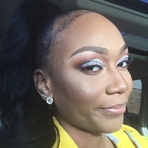 Meet your Posher, Danielle also known as Royelle